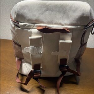 YNS Generic Cream and Brown Food and Drink Storage Back Pack